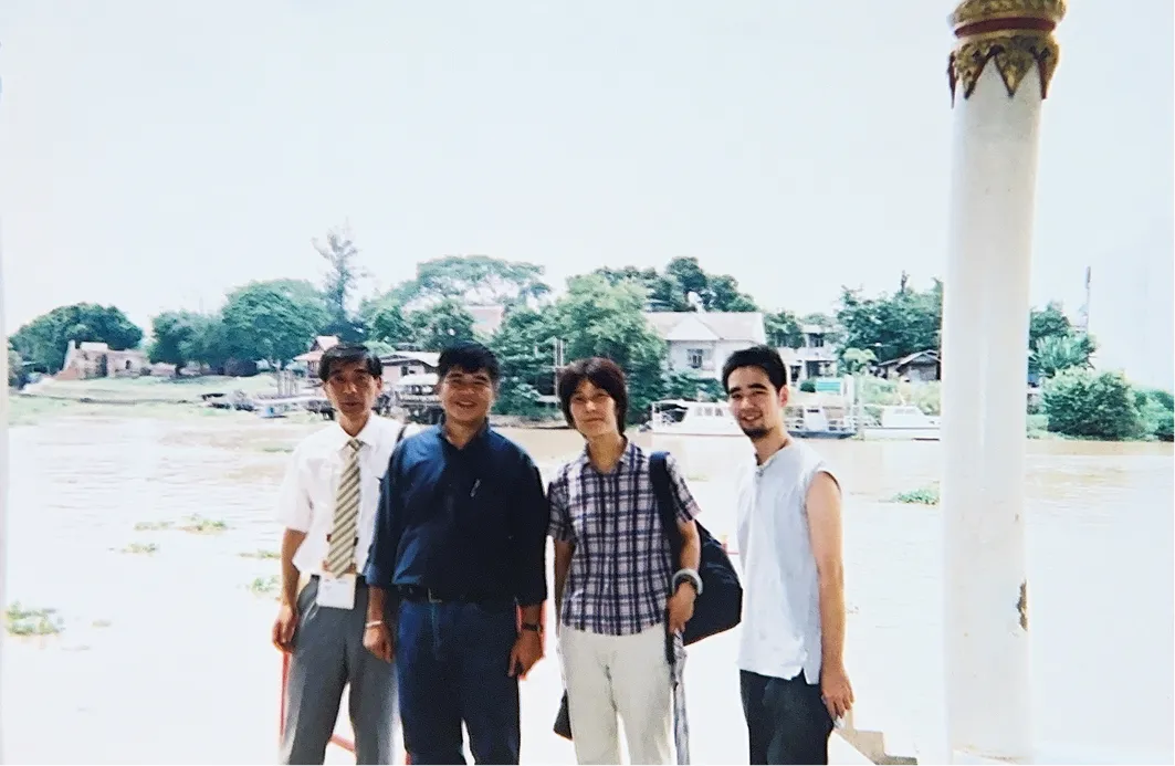 モンゴル人研究者との画像